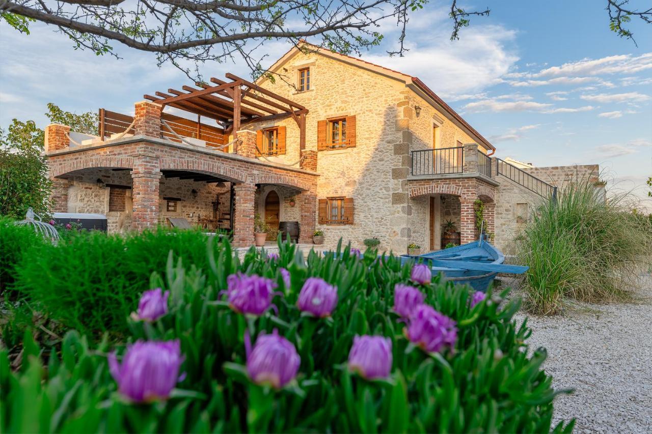 Villa Romantika Dalmacija Nin Exteriér fotografie